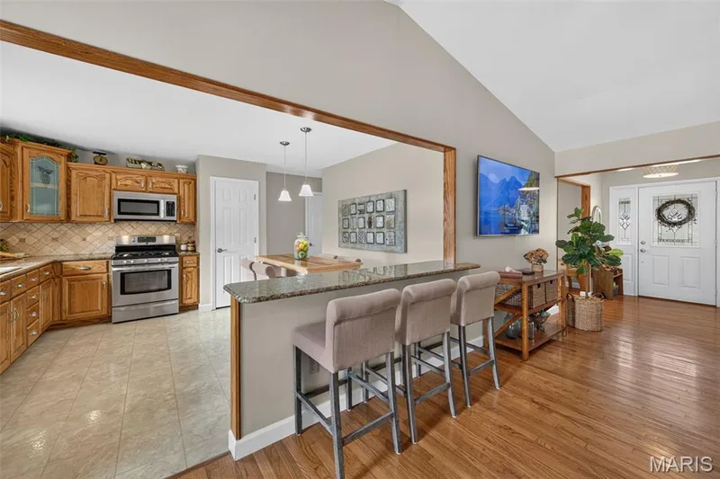 1630 Sundowner Drive, St Charles, MO 63303 — listing photo 11 of 61