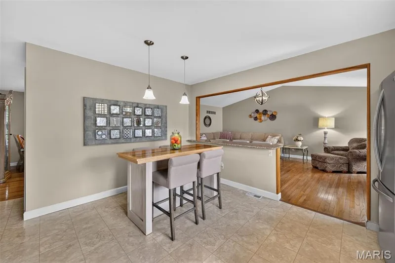 1630 Sundowner Drive, St Charles, MO 63303 — listing photo 16 of 61