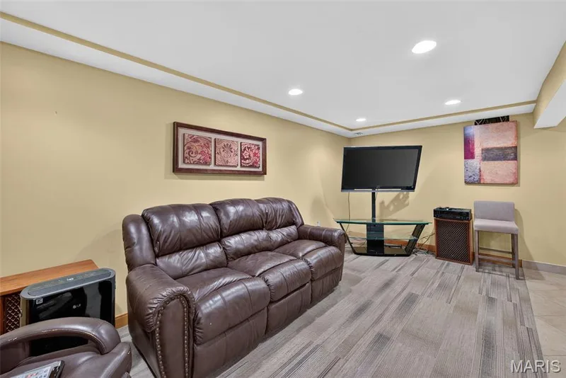 1630 Sundowner Drive, St Charles, MO 63303 — listing photo 43 of 61