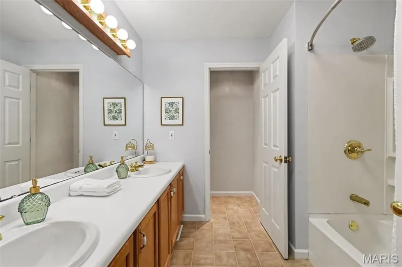 10803 Mahogany Drive, Foristell, MO 63348 — listing photo 17 of 32