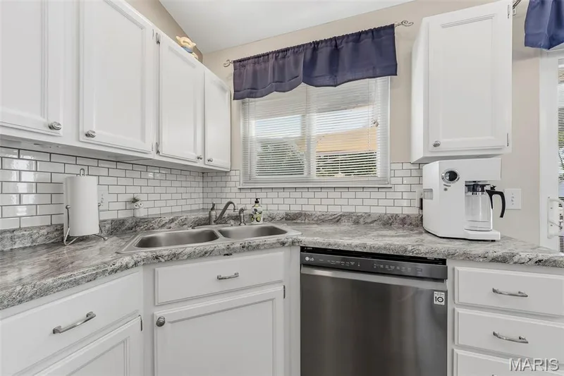 Enjoy your Gourmet Kitchen. — 202 Kunze Drive, St Charles, MO 63303