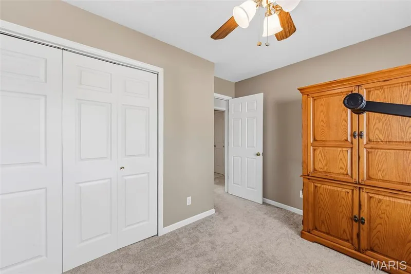 202 Kunze Drive, St Charles, MO 63303 — listing photo 17 of 47
