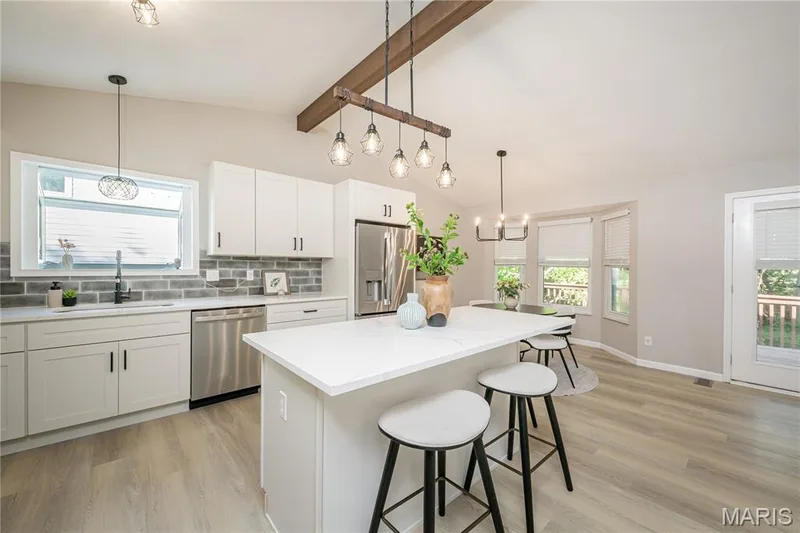 1298 Golden Gate Lane, St Peters, MO 63376 — listing photo 14 of 43