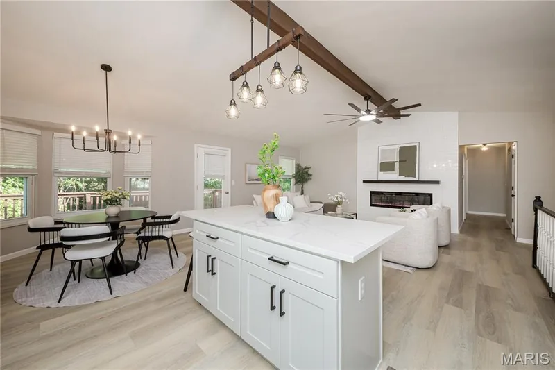 1298 Golden Gate Lane, St Peters, MO 63376 — listing photo 17 of 43