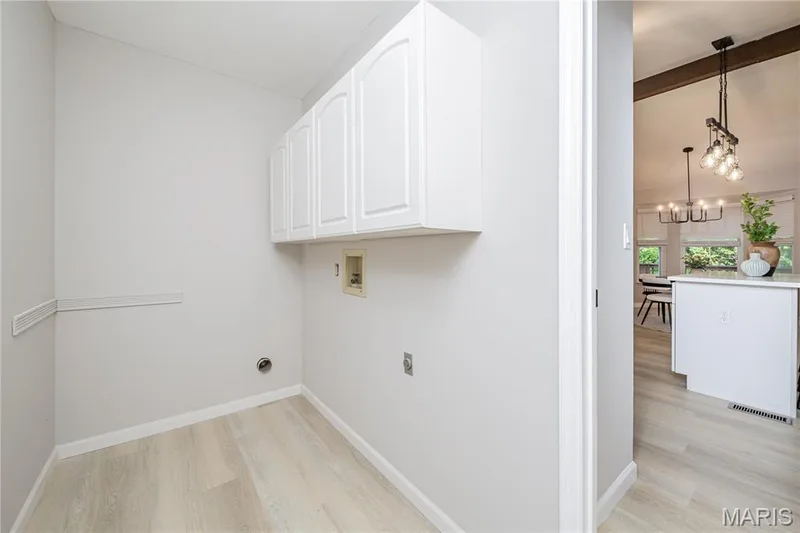 Laundry/Mud Room — 1298 Golden Gate Lane, St Peters, MO 63376