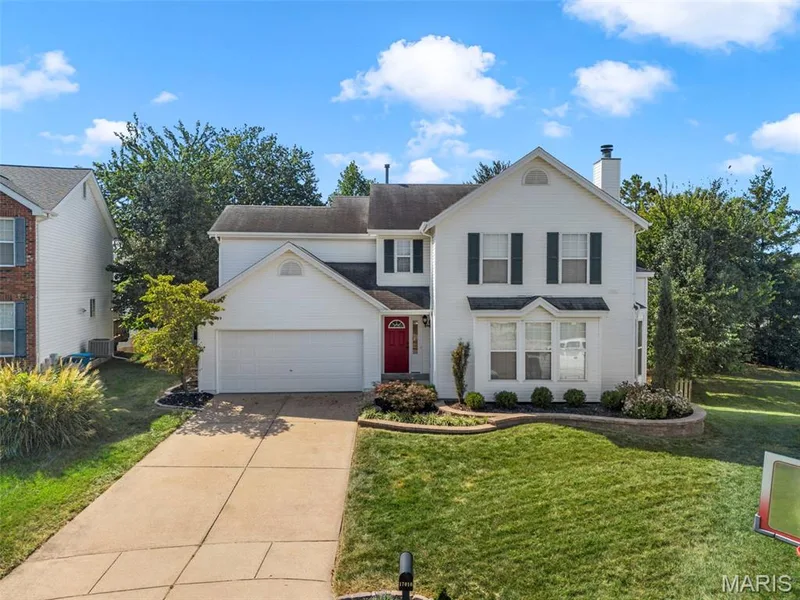 17010 Old Hollow Court, Wildwood, MO 63040 — listing photo 2 of 44