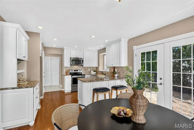 17010 Old Hollow Court, Wildwood, MO 63040 — listing photo 15 of 44