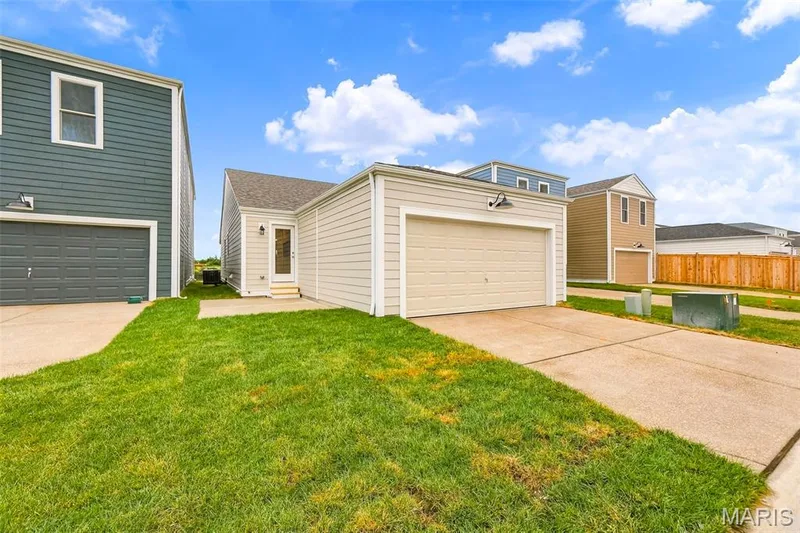 9023 Wilkie Station Street, St Charles, MO 63301 — listing photo 35 of 36