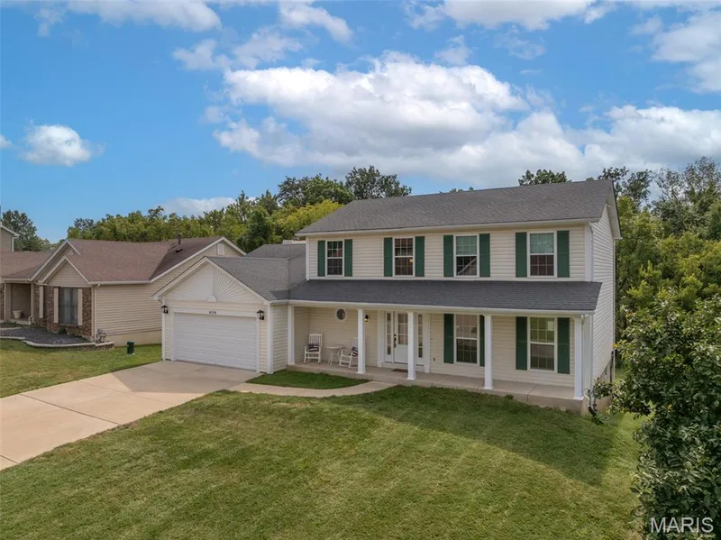4114 Stafford Woods Court, St Charles, MO 63304 — listing photo 2 of 36