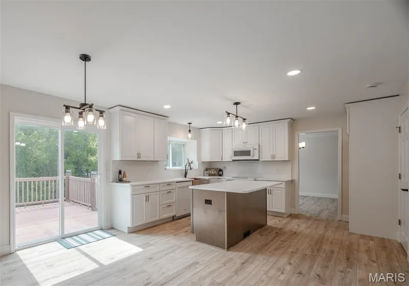 4114 Stafford Woods Court, St Charles, MO 63304 — listing photo 7 of 36