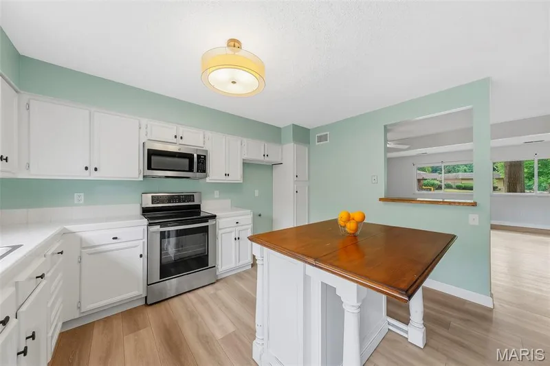 1345 Hampton Road #C, St Charles, MO 63303 — listing photo 7 of 34