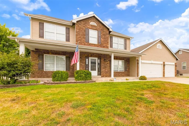 153 Prairie Bluffs Drive, Wentzville, MO 63385 — listing photo 2 of 69