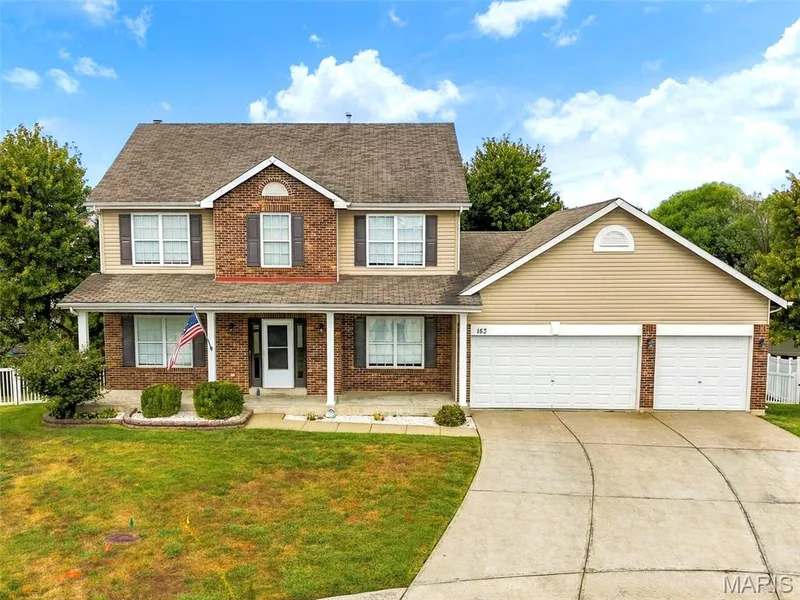 153 Prairie Bluffs Drive, Wentzville, MO 63385 — listing photo 3 of 69