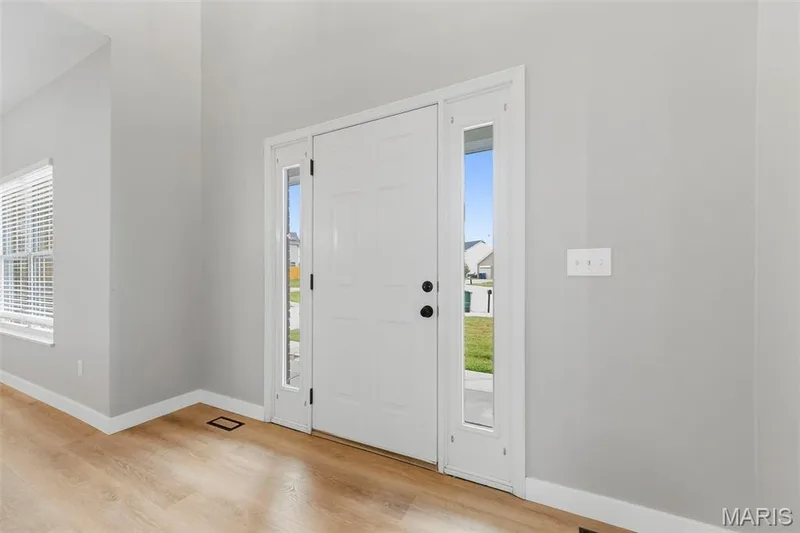153 Prairie Bluffs Drive, Wentzville, MO 63385 — listing photo 5 of 69