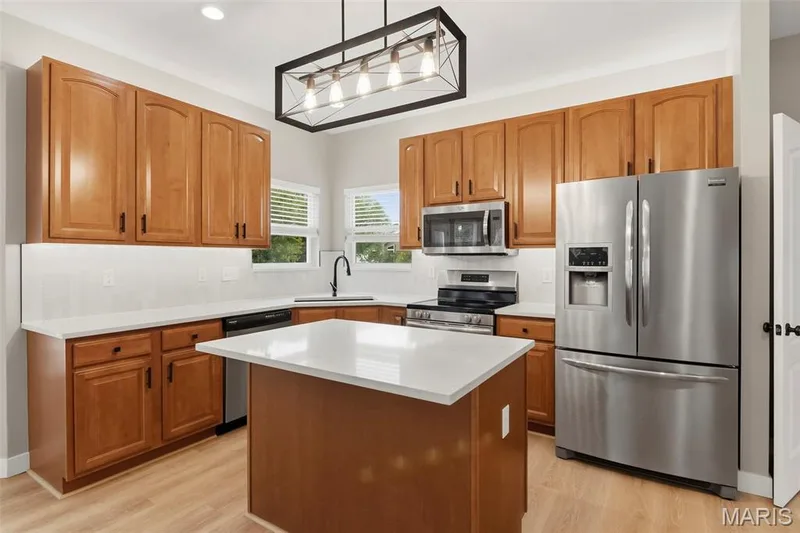 153 Prairie Bluffs Drive, Wentzville, MO 63385 — listing photo 19 of 69