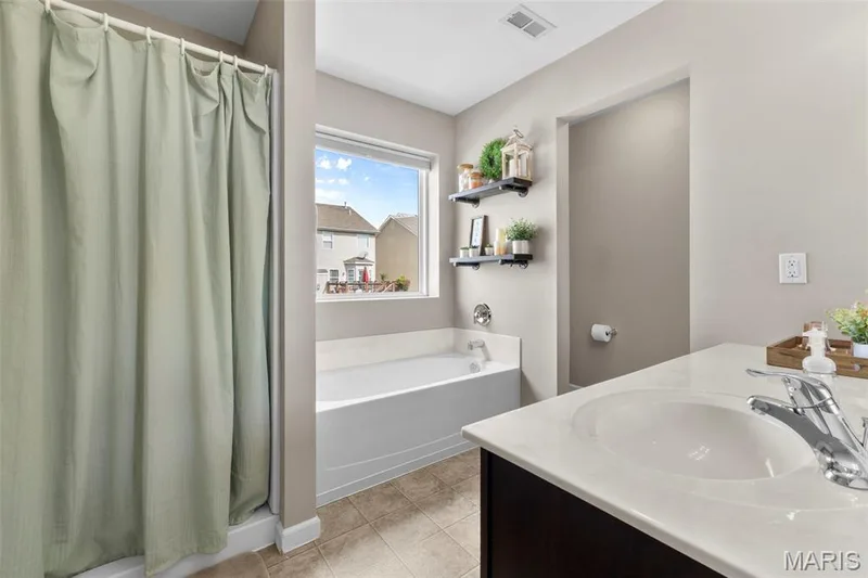 609 Spring Manor, O'Fallon, MO 63368 — listing photo 17 of 33