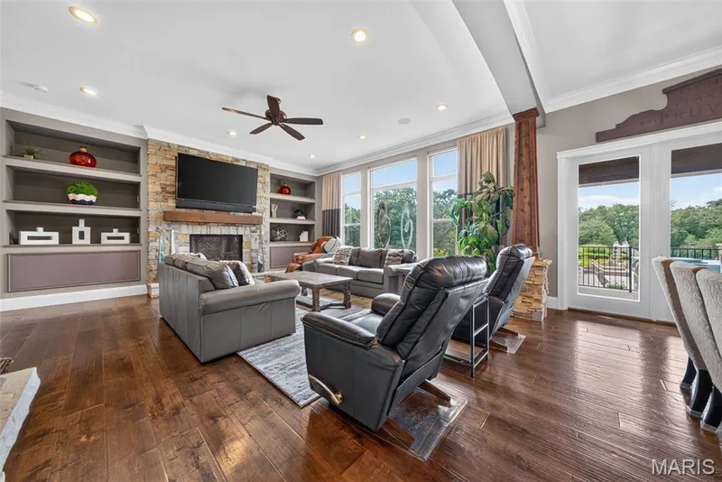 Inviting great room with soaring 11' ceilings and recessed lighting — 2000 Diehr Road, Wentzville, MO 63385