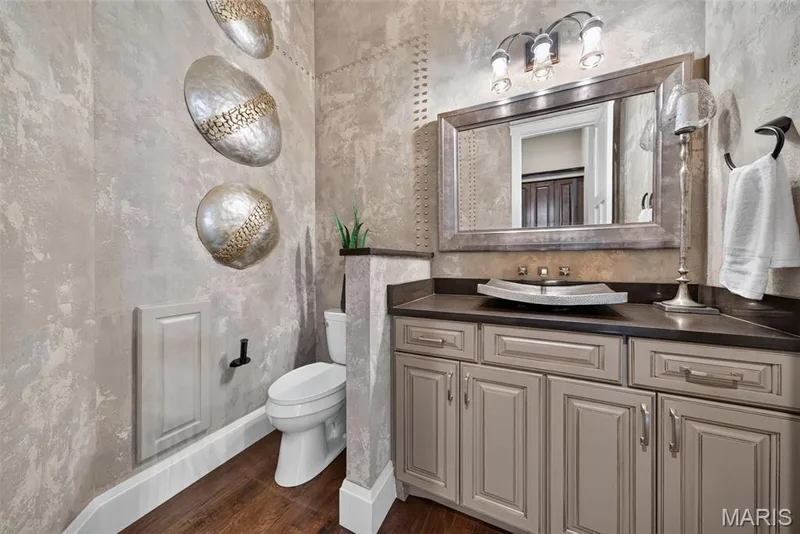 Main floor powder room, 8' interior doors — 2000 Diehr Road, Wentzville, MO 63385