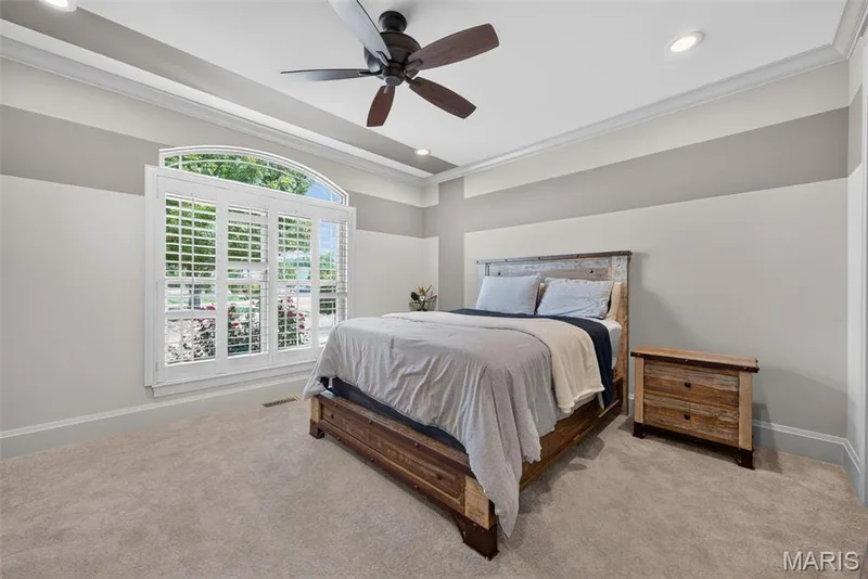 Bedroom #3 pocket door entry to bathroom and walk in closet — 2000 Diehr Road, Wentzville, MO 63385