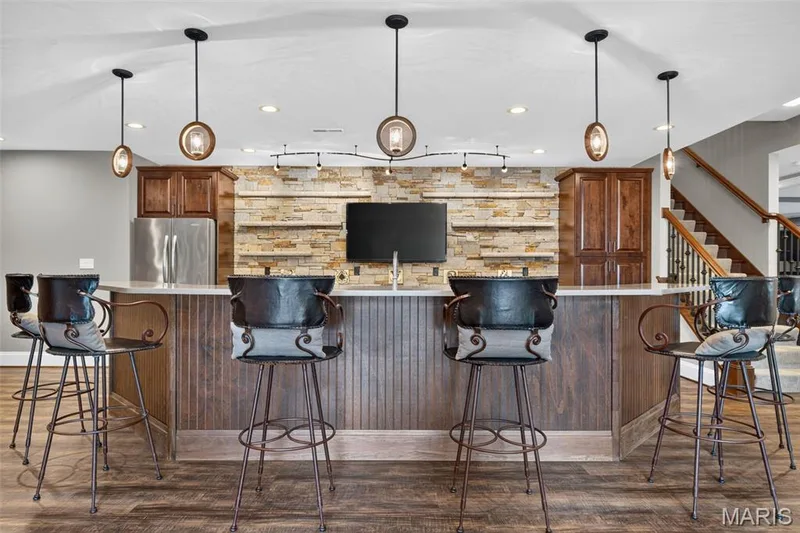 Pendant lighting with kitchen — 2000 Diehr Road, Wentzville, MO 63385
