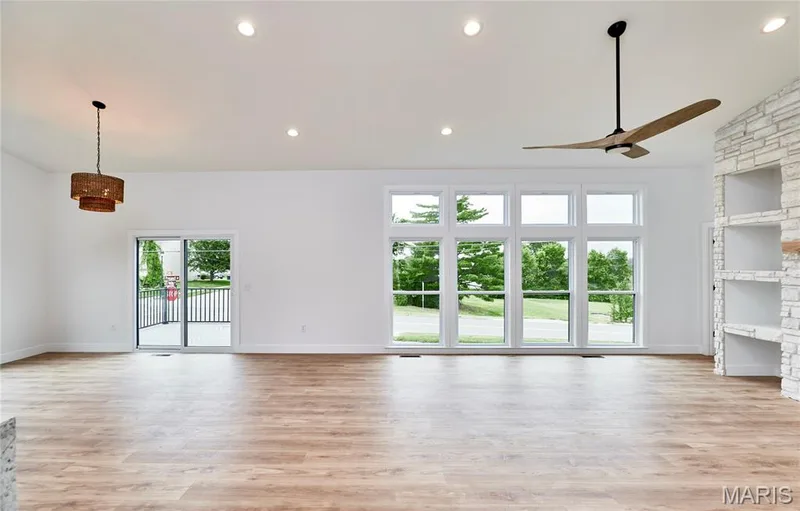 107 Wolf Den Court, Lake St. Louis, MO 63367 — listing photo 10 of 33
