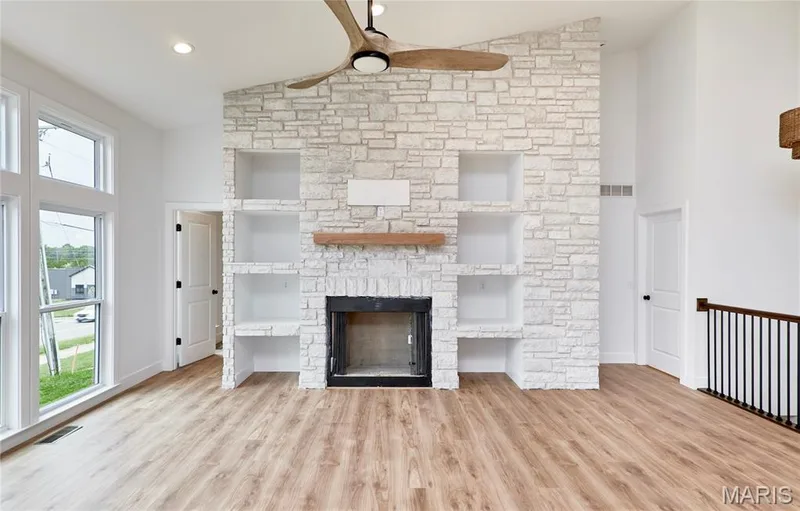 107 Wolf Den Court, Lake St. Louis, MO 63367 — listing photo 12 of 33