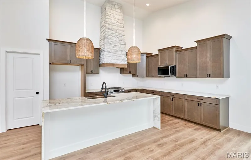 107 Wolf Den Court, Lake St. Louis, MO 63367 — listing photo 14 of 33