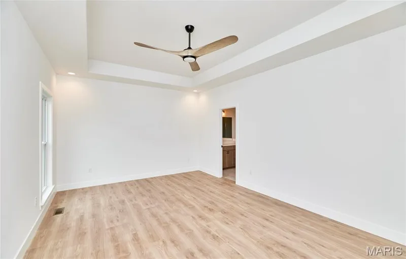 107 Wolf Den Court, Lake St. Louis, MO 63367 — listing photo 16 of 33