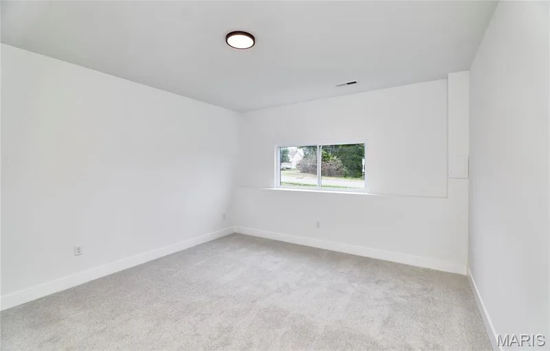 107 Wolf Den Court, Lake St. Louis, MO 63367 — listing photo 23 of 33