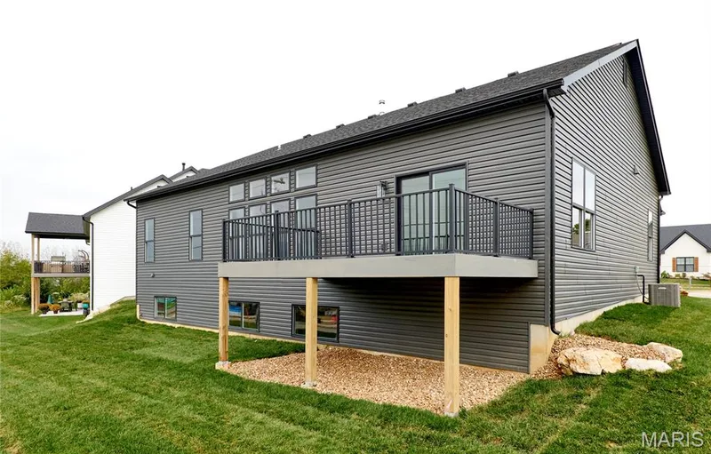 107 Wolf Den Court, Lake St. Louis, MO 63367 — listing photo 32 of 33
