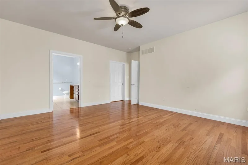 1216 Emerald Gardens Drive, St Peters, MO 63376 — listing photo 24 of 36