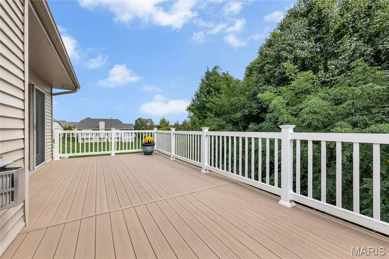 1216 Emerald Gardens Drive, St Peters, MO 63376 — listing photo 29 of 36