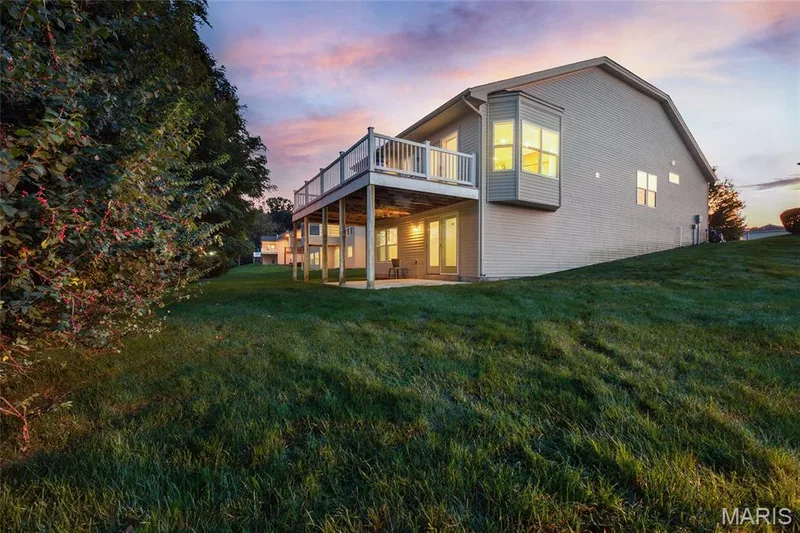 1216 Emerald Gardens Drive, St Peters, MO 63376 — listing photo 31 of 36