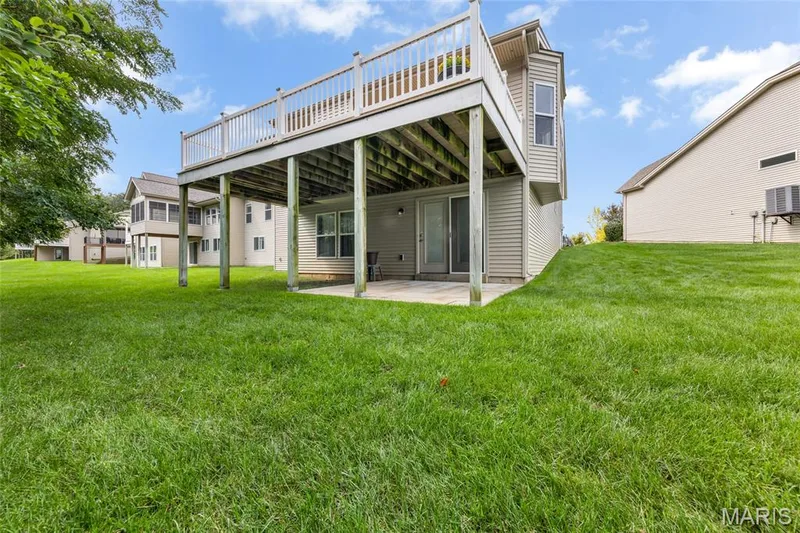 1216 Emerald Gardens Drive, St Peters, MO 63376 — listing photo 32 of 36