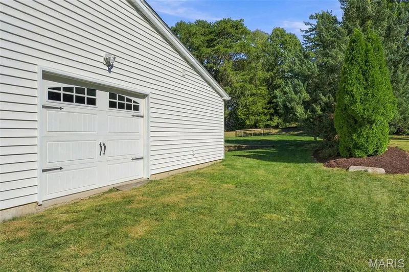 2106 Bow Tree Court, Chesterfield, MO 63005 — listing photo 47 of 68