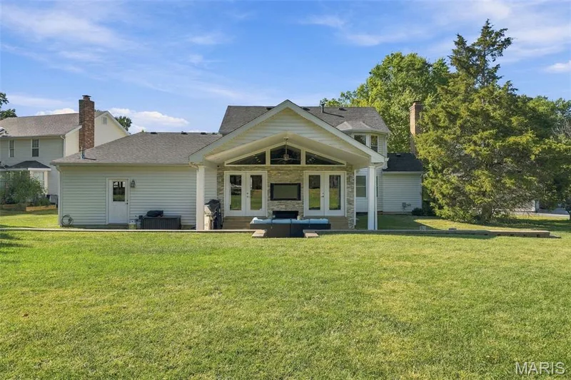 2106 Bow Tree Court, Chesterfield, MO 63005 — listing photo 52 of 68