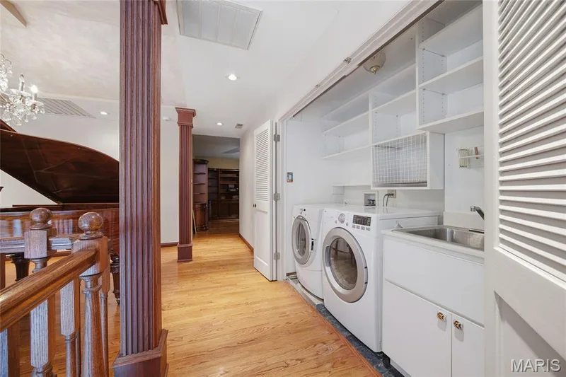Upper level laundry area — 76 River Valley Drive, Chesterfield, MO 63017