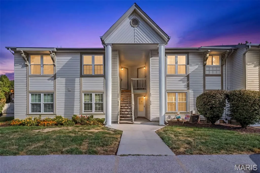 678 Sugar Trail Court #5, St Peters, MO 63376 — listing photo 1 of 23