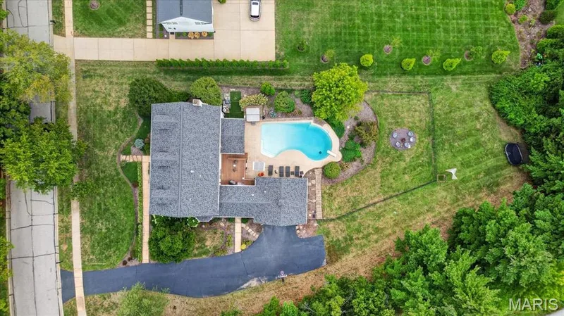 1165 Templeton Place, Chesterfield, MO 63017 — listing photo 37 of 41