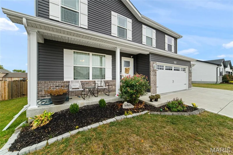 315 Katie Lynn Drive, Wentzville, MO 63385 — listing photo 2 of 25