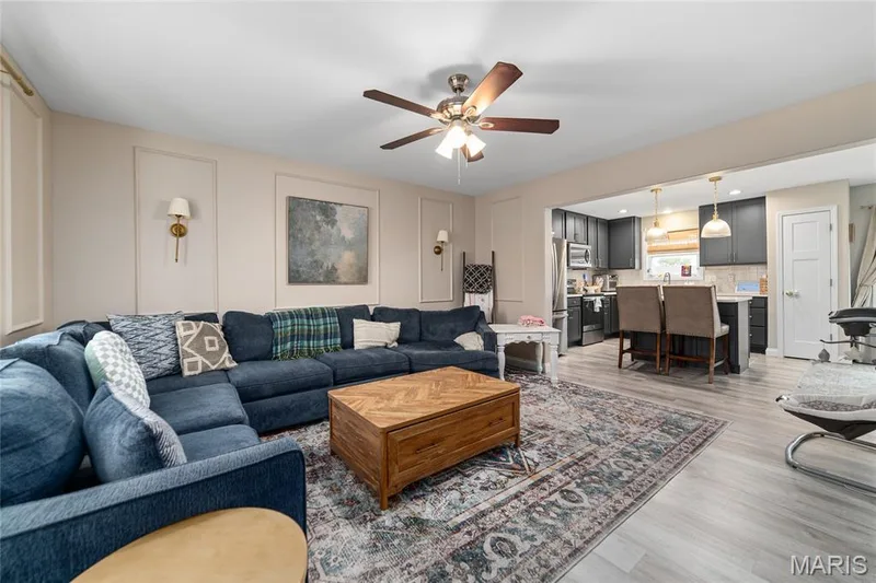 315 Katie Lynn Drive, Wentzville, MO 63385 — listing photo 4 of 25