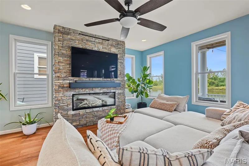 130 Suntan Way, St Charles, MO 63301 — listing photo 16 of 59