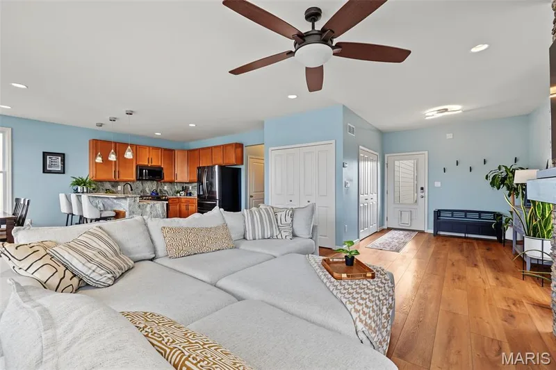 130 Suntan Way, St Charles, MO 63301 — listing photo 19 of 59