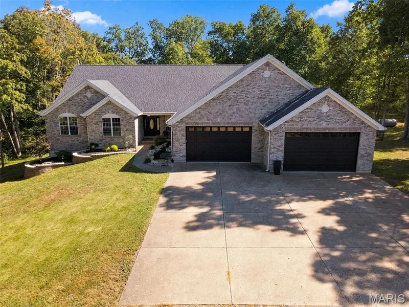 1580 Madre Drive, Foristell, MO 63348 — listing photo 2 of 71