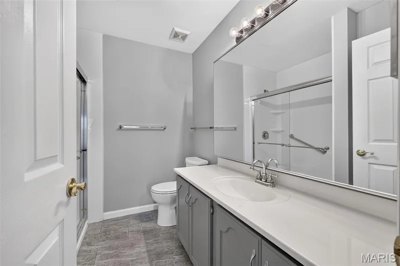 Primary Bathroom — 2960 Sylvan Lane #5D, St Charles, MO 63301