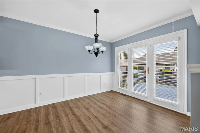 Breakfast Room — 2960 Sylvan Lane #5D, St Charles, MO 63301