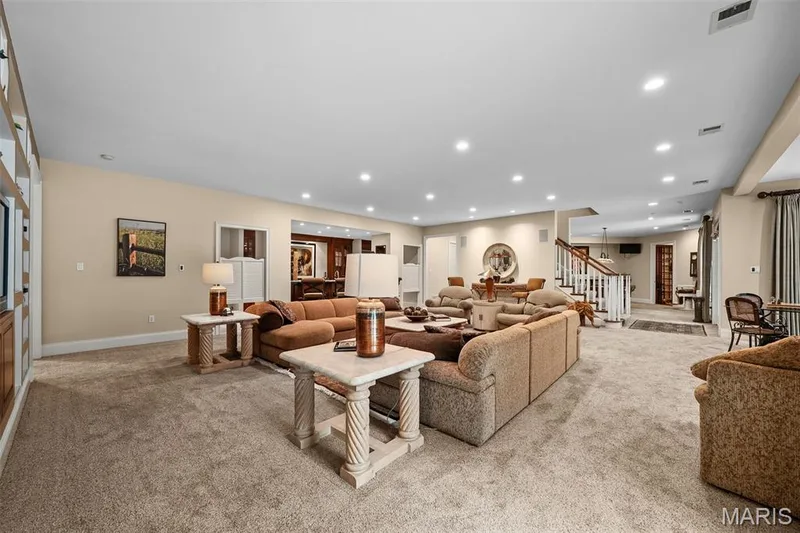 17712 Sugarberry Court, Chesterfield, MO 63005 — listing photo 53 of 98