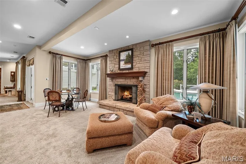 17712 Sugarberry Court, Chesterfield, MO 63005 — listing photo 55 of 98