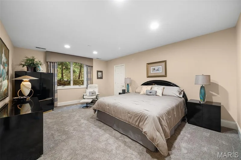 Third en-suite lower level — 17712 Sugarberry Court, Chesterfield, MO 63005