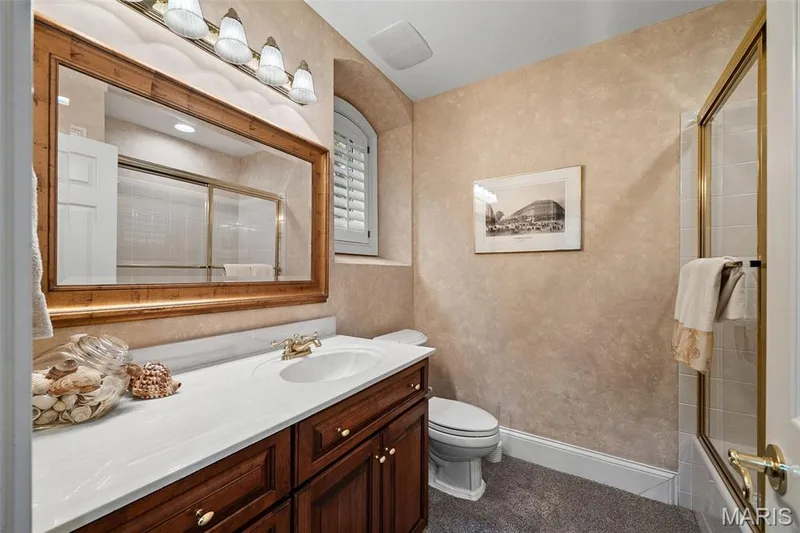 17712 Sugarberry Court, Chesterfield, MO 63005 — listing photo 71 of 98